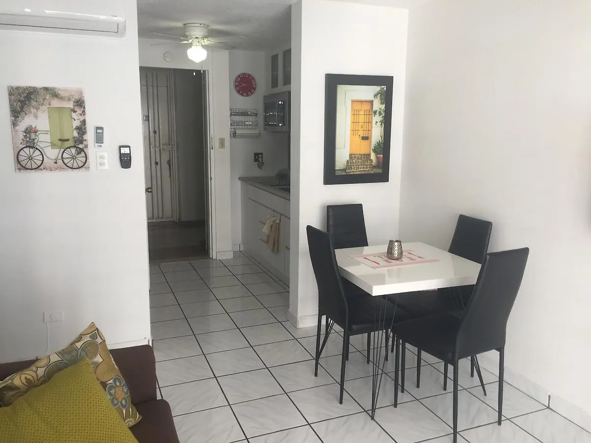 Coral Beach Beach Front One Bedroom Studio Apartment San Juan 0*,  Puerto Rico